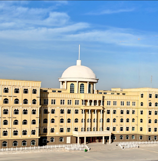 Bâtiment pédagogique Fuyuan  l'Université des études internationales du Hebei